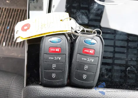 2024 Subaru Solterra Premium z USA, uszkodzony, nr VIN JTMABABA3RA053759